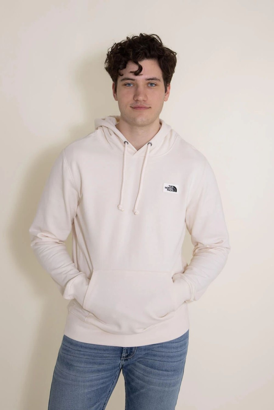 Sweatshirts & Fleece * | The North Face Heritage Patch Hoodie For Men In White | Nf0A7Unu-N3N-Gardeniawhite Gardenia White